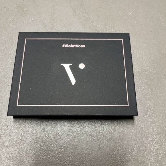 Violet Voss Eyeshadow Palette - Picture 3 of 4